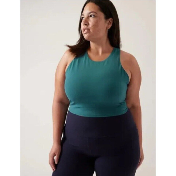 NWT ATHLETA Borealis Green Conscious D - DD+ Crop Tank Top 3x Yoga Barre Pilates - Picture 1 of 3